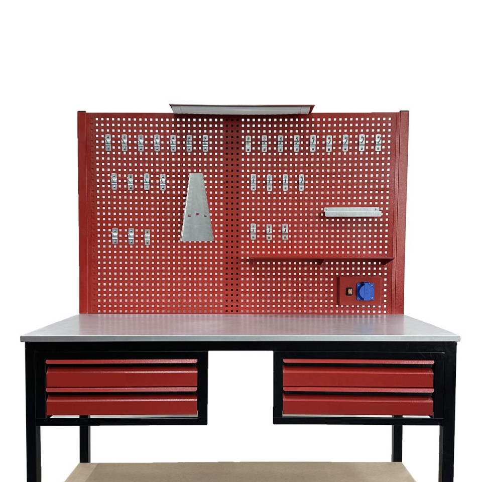 4 Çekmeceli 1.5 Metre Takım Tezgahı