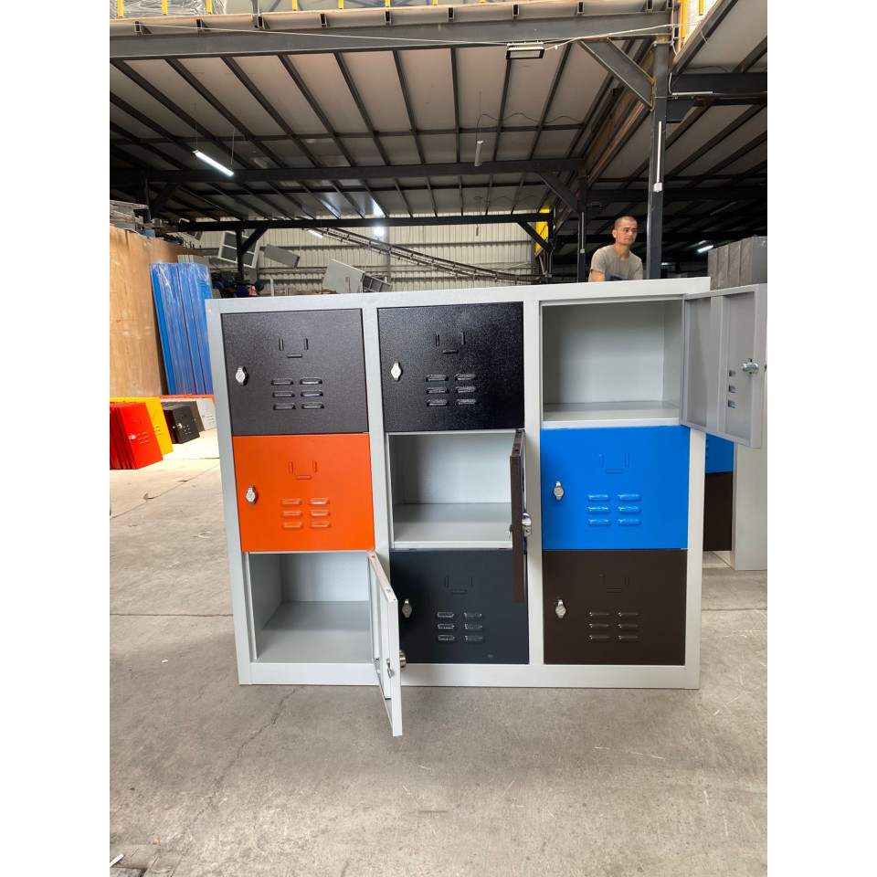 9 Kapaklı Okul-Sınıf Dolabı