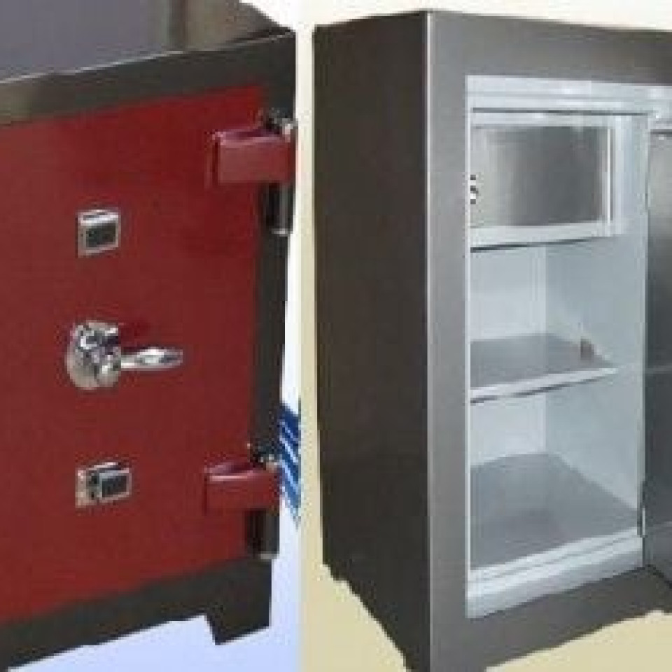 85'lik Özel Çelik Para Kasası