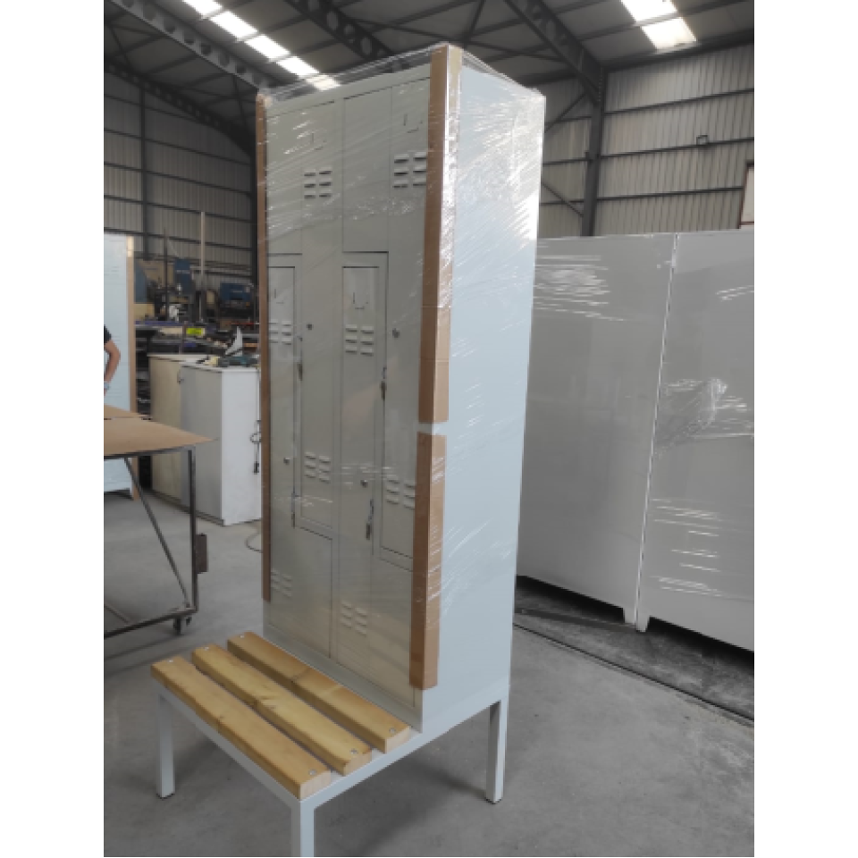 Z Dört Kapaklı Banklı Soyunma Dolabı